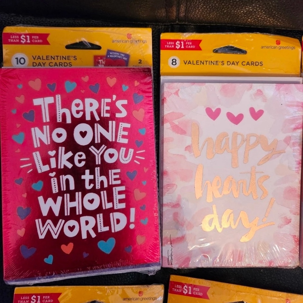 Valentine's Day Cards Mixed Lot Bundle 76 greeting cards with envelopes SEALED - Picture 2 of 5